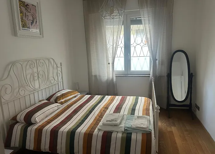 La Casina Di Ale Apartment